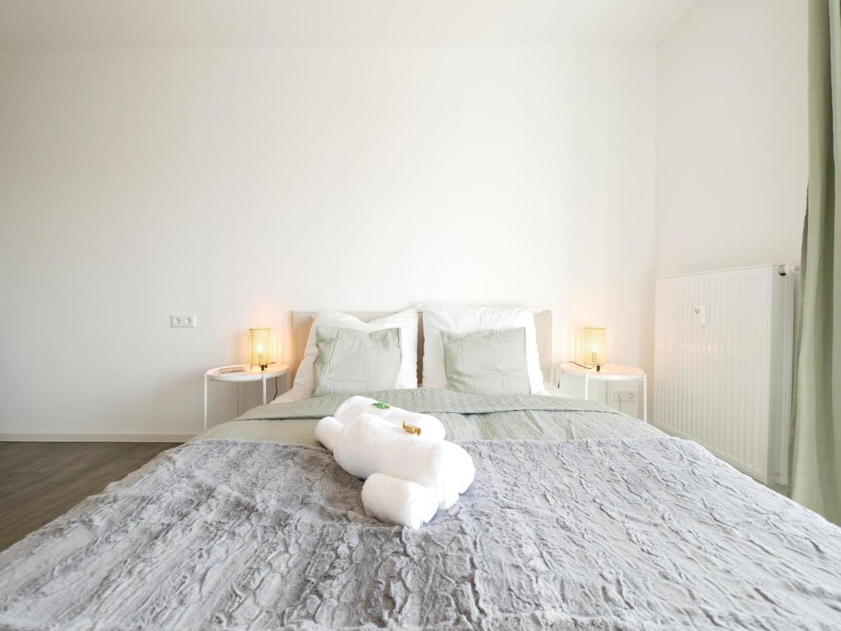 Zentral, Modern, Gemuetlich Mit Balkon & Parkplatz * Paderborn