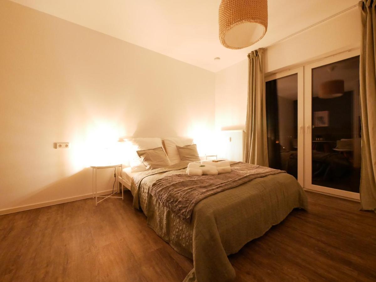 Apartment Zentral, Modern, Gemuetlich Mit Balkon & Parkplatz Paderborn