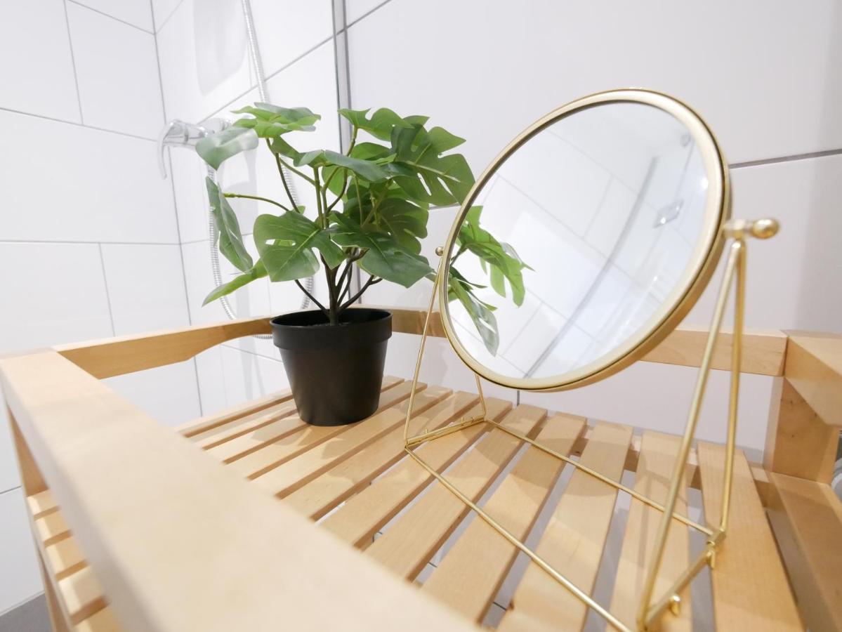 Apartment Zentral, Modern, Gemuetlich Mit Balkon & Parkplatz Paderborn
